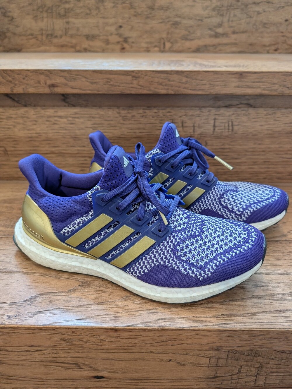 Adidas UltraBoost 1.0 "Washington Huskies"